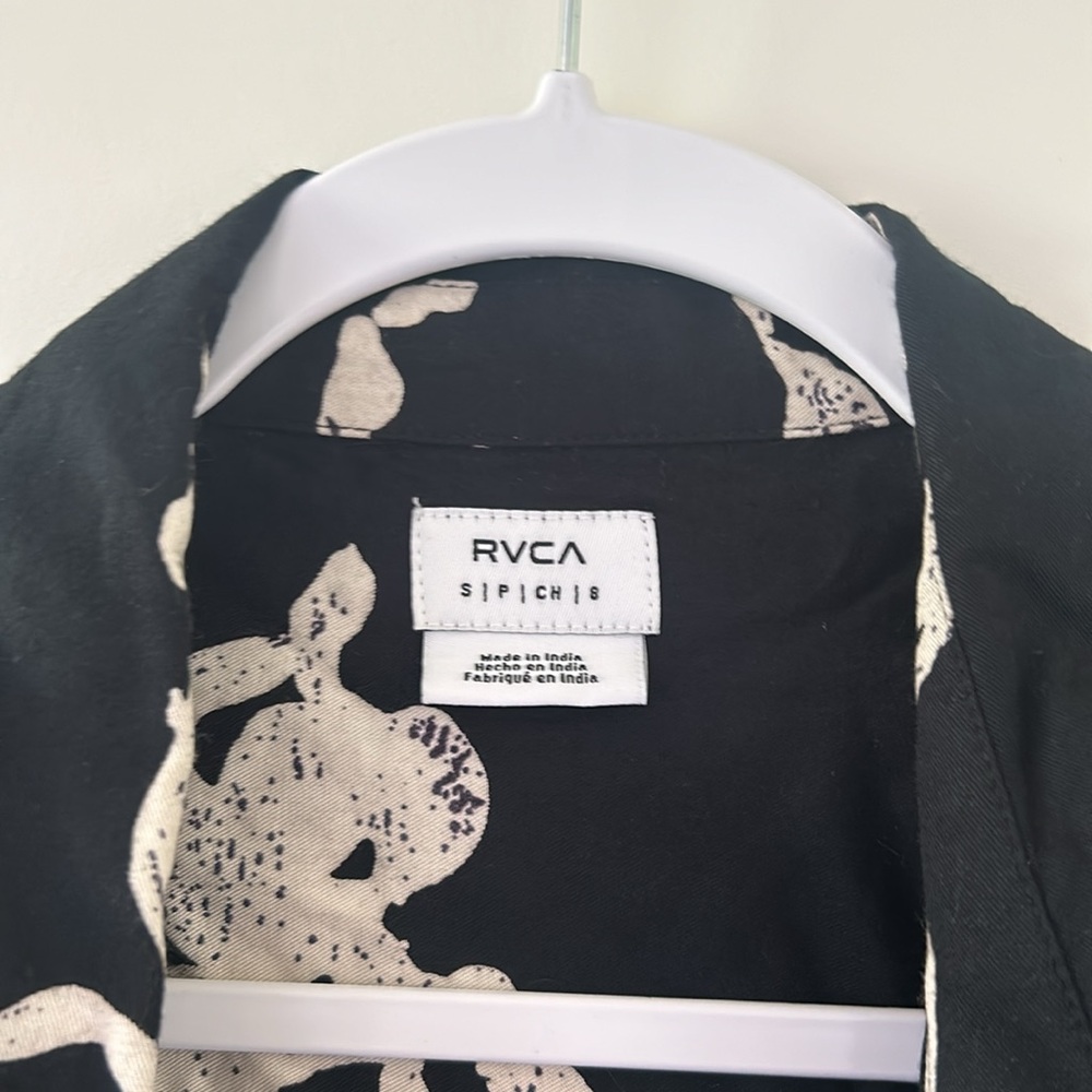 Rvca button up - Picture 2 of 3